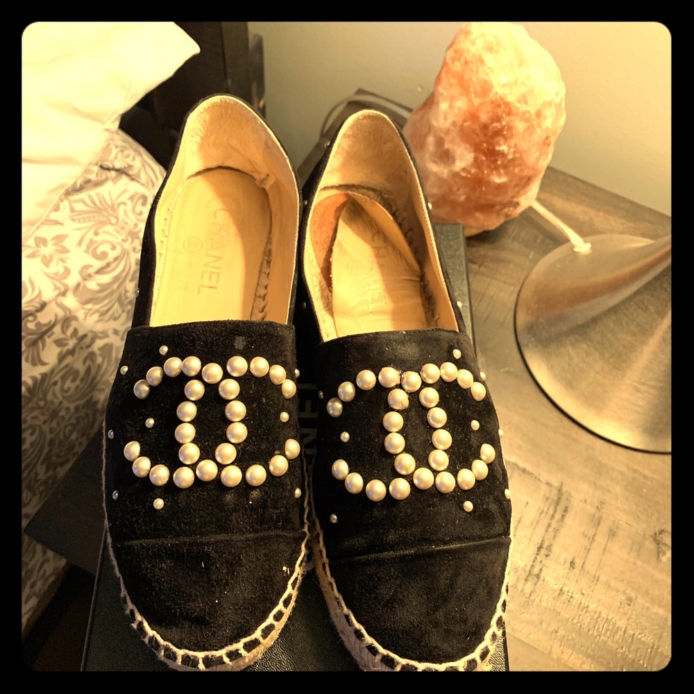 Chanel suede and pearls espadrilles